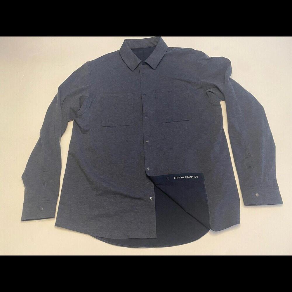 Lululemon Men’s M Medium  Dark Gray stretch  Snap Button Down Live In Practice